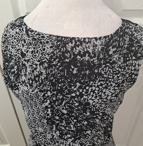 Studio 1 Sleeveless Maxi Dress With Open Top      Size 12 - Picture 7 of 16